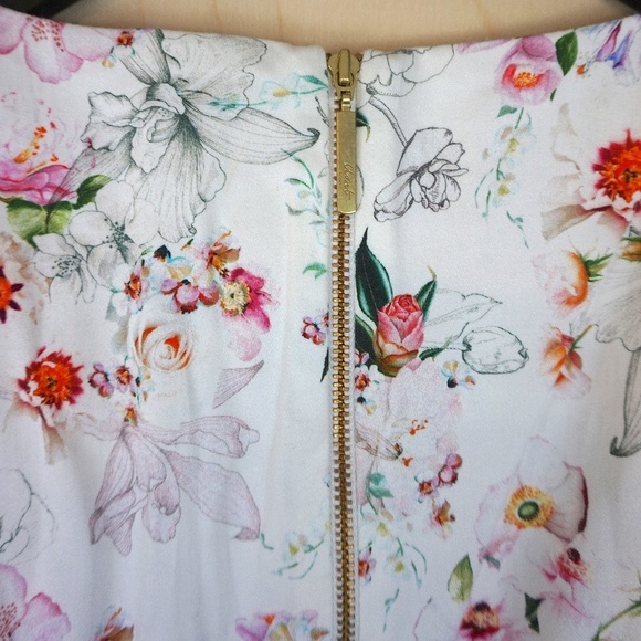 NWT Closet London White Floral Skater Dress with Belt - Picture 8 of 9